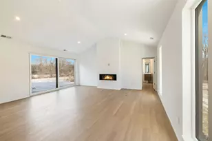 1170 Harmony Ln, Grafton, WI 53024 - Photo 6