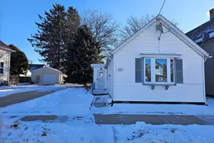 1219 S 21st St, Manitowoc, WI 54220 - Photo 1