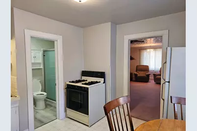 1219 S 21st St, Manitowoc, WI 54220 - Photo 4