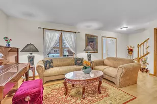 1145 Carriage Cir, Fond du Lac, WI 54935 - Photo 2