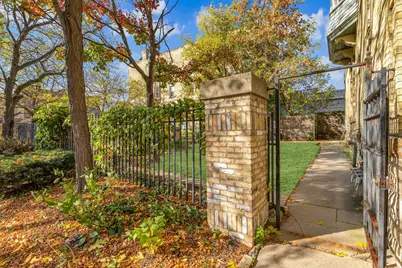 224 W Vine St #201, Milwaukee, WI 53212 - Photo 10