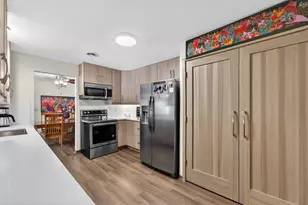 6611 Mariner Dr, Racine, WI 53406 - Photo 6