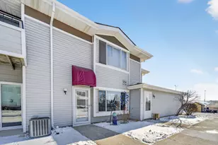 6611 Mariner Dr, Racine, WI 53406 - Photo 18