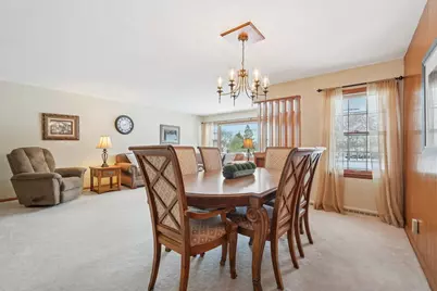 4785  Meadow View W -, Brookfield, WI 53005 - Photo 6