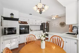 4785 Meadow View W, Brookfield, WI 53005 - Photo 12