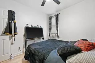 605 Michigan Ave, Milwaukee, WI 53172 - Photo 26