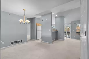 9155 W Elm Ct, Franklin, WI 53132 - Photo 2