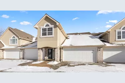 9155 W Elm Ct #E, Franklin, WI 53132 - Photo 1