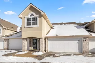 9155 W Elm Ct, Franklin, WI 53132 - Photo 1