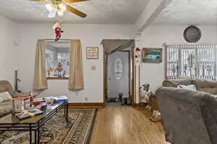 3234 N Achilles St, Milwaukee, WI 53212 - Photo 6