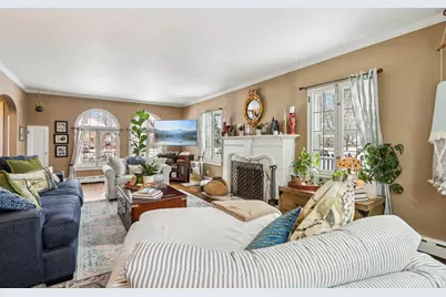 6839  Wellauer Dr, Wauwatosa, WI 53213 - Photo 6