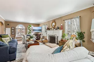 6839 Wellauer Dr, Wauwatosa, WI 53213 - Photo 6