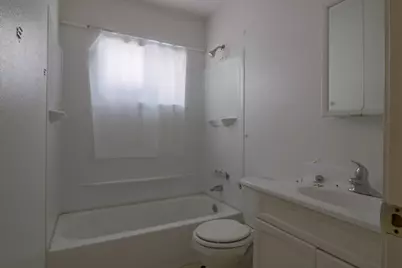 5725 N 60th St, Milwaukee, WI 53218 - Photo 6