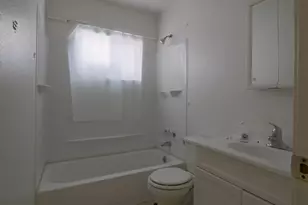 5725 N 60th St, Milwaukee, WI 53218 - Photo 6