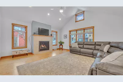 1022  Wisconsin Ave, Sheboygan, WI 53081 - Photo 4