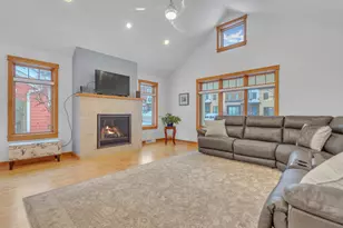 1022 Wisconsin Ave, Sheboygan, WI 53081 - Photo 4