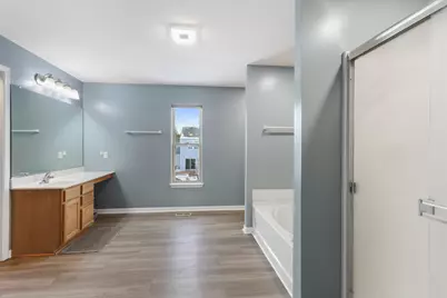 920 N Hearthstone St, Elkhorn, WI 53121 - Photo 16