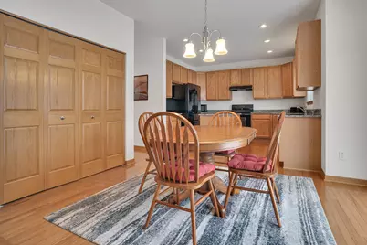 2368  Kiowa Dr, Grafton, WI 53024 - Photo 10