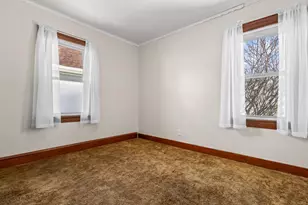 2214 S 80th St, West Allis, WI 53219 - Photo 16