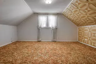 2214 S 80th St, West Allis, WI 53219 - Photo 20