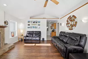 607 S 2nd St, Cedar Grove, WI 53013 - Photo 6