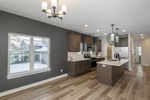 1414 S 166th St, New Berlin, WI 53151 - Photo 8