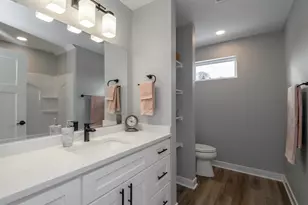 1414 S 166th St, New Berlin, WI 53151 - Photo 18