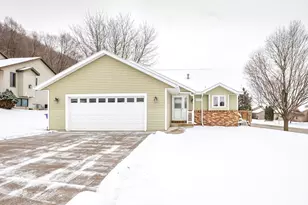 3606 Deerfield Pl, La Crosse, WI 54601 - Photo 1