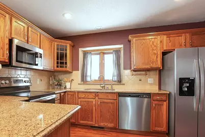 3606  Deerfield Pl, La Crosse, WI 54601 - Photo 8