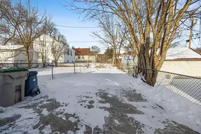 3526 W Glendale Ave, Milwaukee, WI 53209 - Photo 16