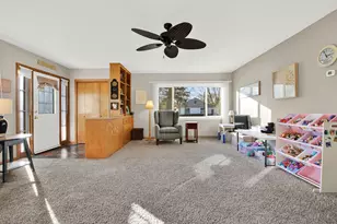 11834 W Rainbow Ave, Milwaukee, WI 53214 - Photo 12