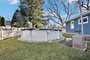 11834 W Rainbow Ave, Milwaukee, WI 53214 - Photo 26