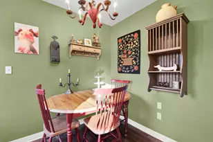 11834 W Rainbow Ave, Milwaukee, WI 53214 - Photo 10