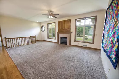 4707 W Jenna Ct, Franklin, WI 53132 - Photo 8
