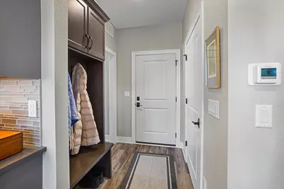 7916 E Stone Ridge Dr, Lannon, WI 53046 - Photo 20