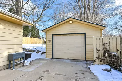 3436 S 93rd St, Milwaukee, WI 53227 - Photo 20