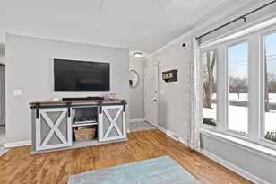 121 W Spaulding St, Watertown, WI 53098 - Photo 6