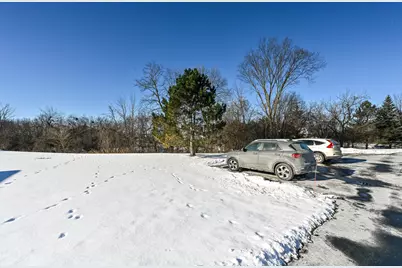 17600 W Lincoln Ave, New Berlin, WI 53146 - Photo 26