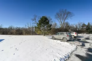 17600 W Lincoln Ave, New Berlin, WI 53146 - Photo 26