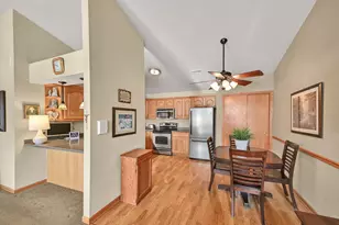 17600 W Lincoln Ave, New Berlin, WI 53146 - Photo 10