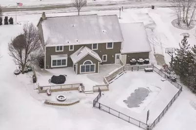 8605 S River Terrace Dr, Franklin, WI 53132 - Photo 48