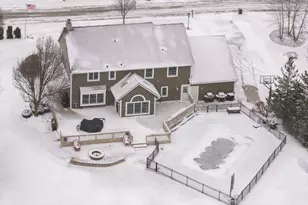 8605 S River Terrace Dr, Franklin, WI 53132 - Photo 48