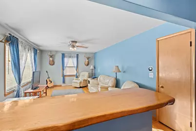 1924  Johnson Ave, Racine, WI 53402 - Photo 4