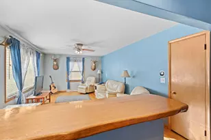 1924 Johnson Ave, Racine, WI 53402 - Photo 4