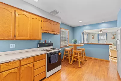 1924  Johnson Ave, Racine, WI 53402 - Photo 12