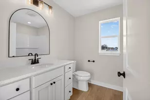 339 York St, Racine, WI 53182 - Photo 10