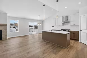 339 York St, Racine, WI 53182 - Photo 2