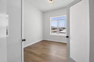 339 York St, Racine, WI 53182 - Photo 14