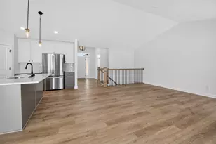 339 York St, Racine, WI 53182 - Photo 12