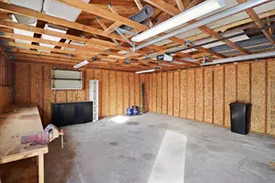 7108 Pershing Blvd, Kenosha, WI 53142 - Photo 32